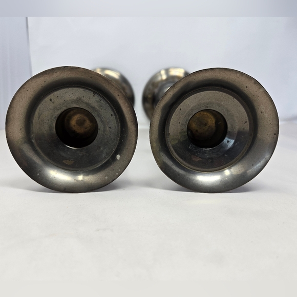 Pair of Vintage Solid Brass Etched Large Candle Holders Wide Bass Oxidation Tone - Picture 6 of 14